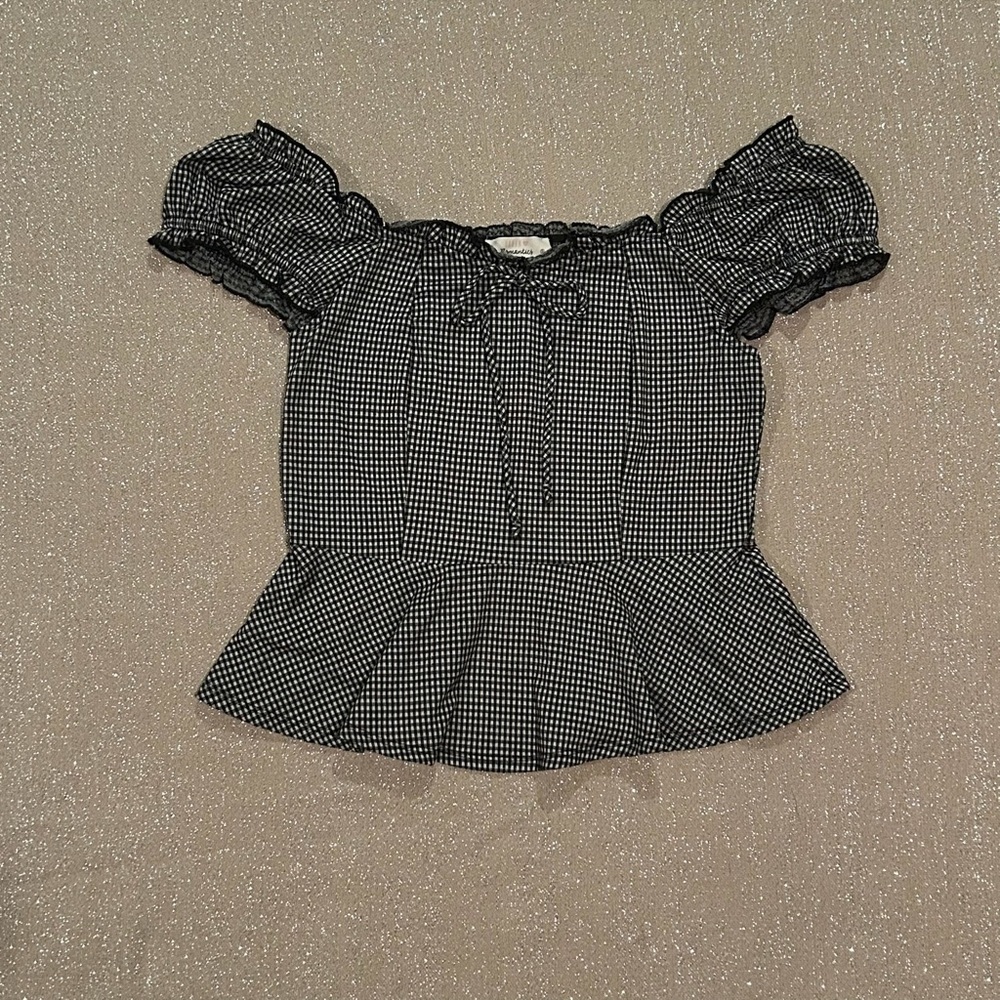 Gingham off-shoulder peplum blouse, size S